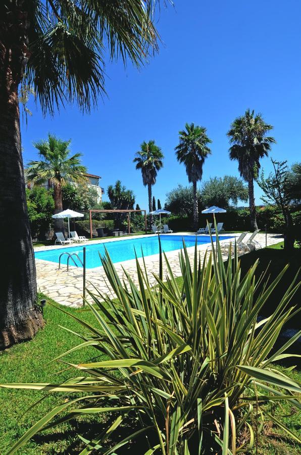 Villa Eftichia Hotel Apartments & Studios Kontokali Exterior foto